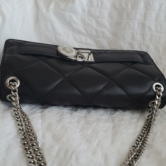 MK Michael Kors Hamilton Leather Clutch Handbag - Picture 7 of 16